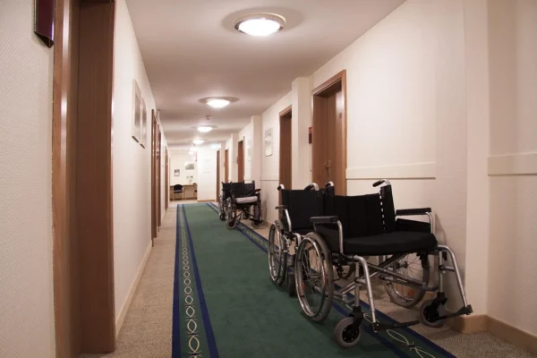 Wózki inwalidzkie w Warszawie — jak wypożyczyć najlepszy sprzęt rehabilitacyjny
